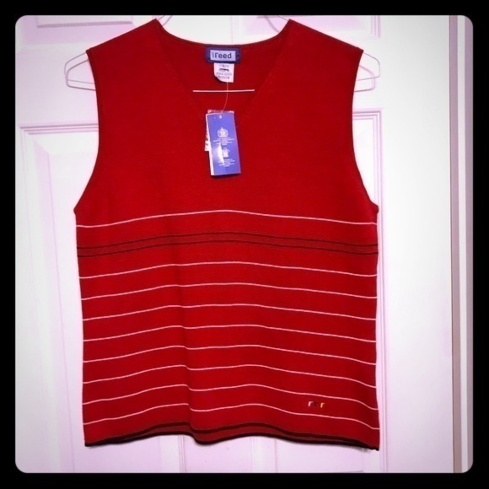 Austin Reed made in HongKong red stripe knit vest size large